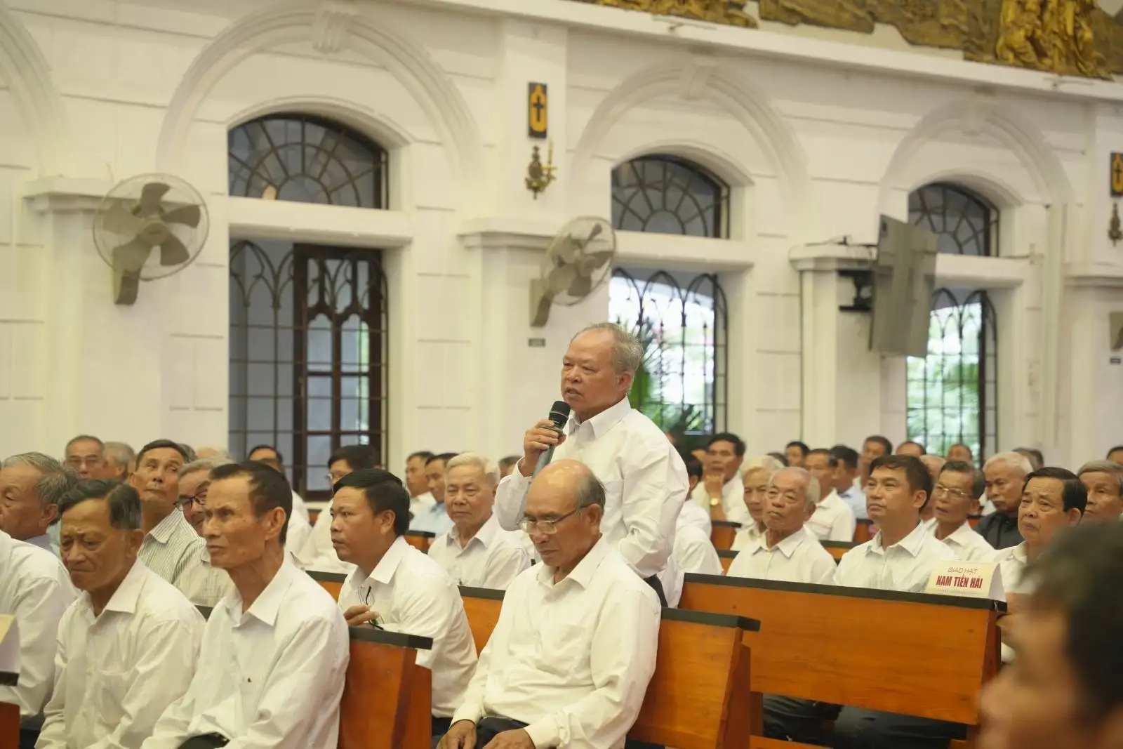 giao-xu-cat-noi Thánh lễ tạ ơn - Kết thúc khóa Huấn luyện và trao Văn thư ủy nhiệm cho các Thừa tác viên ngoại thường