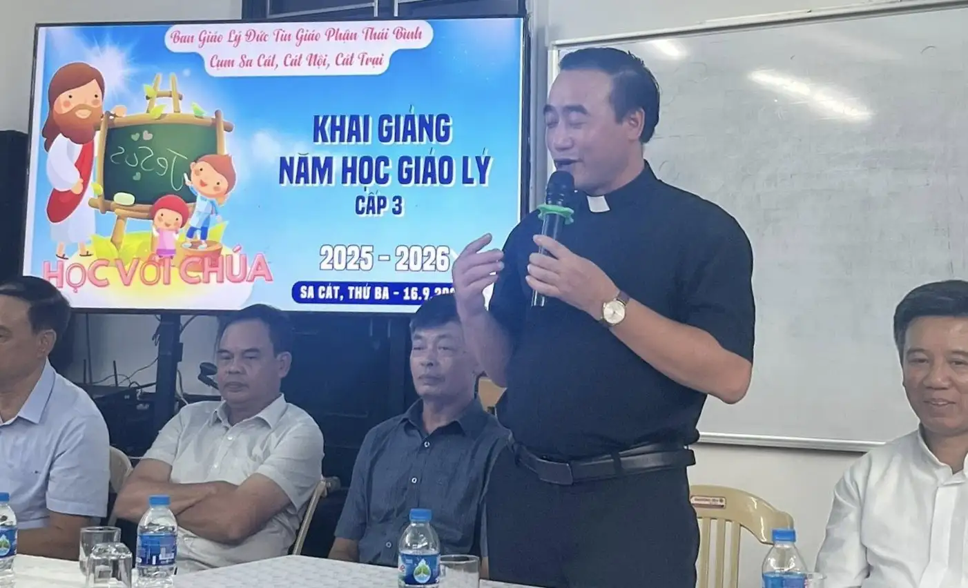 giao-xu-cat-noi Khai Giảng Lớp Đào Tạo Giáo Lý Viên Cấp III