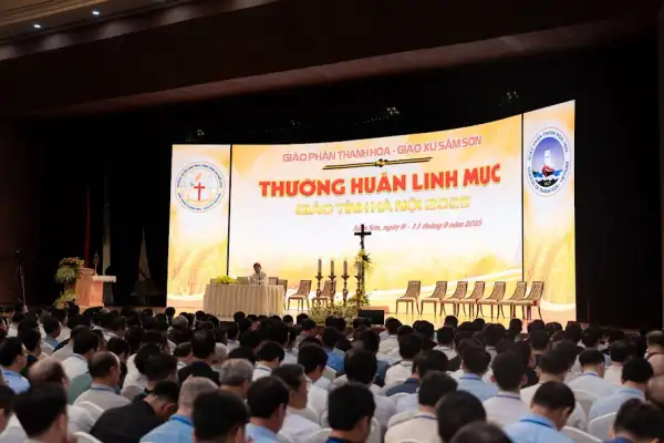 giao-xu-cat-noi Ngày khai mạc Thường huấn Linh mục Giáo tỉnh Hà Nội 2025