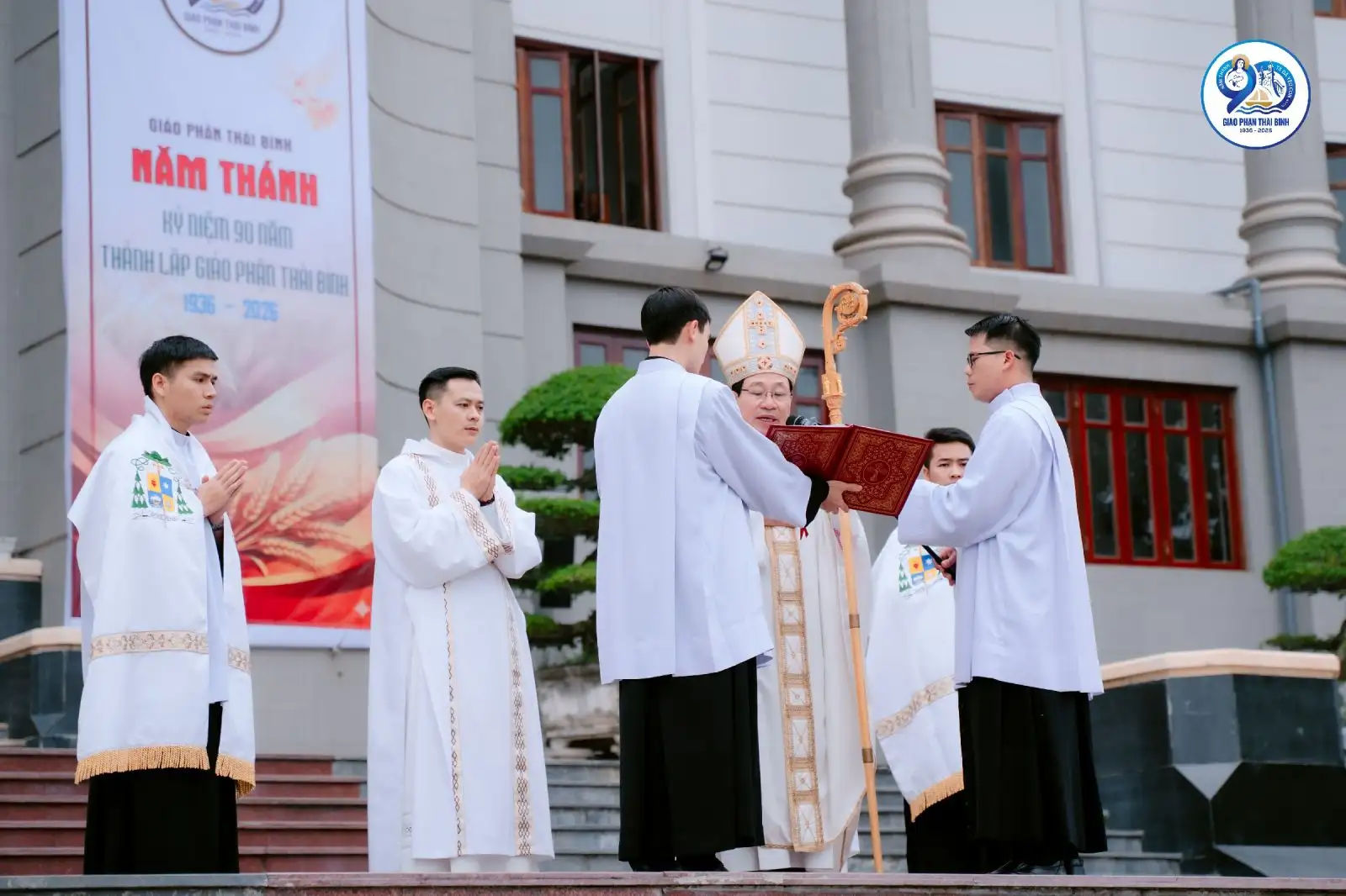 giao-xu-cat-noi giao-xu-cat-noi