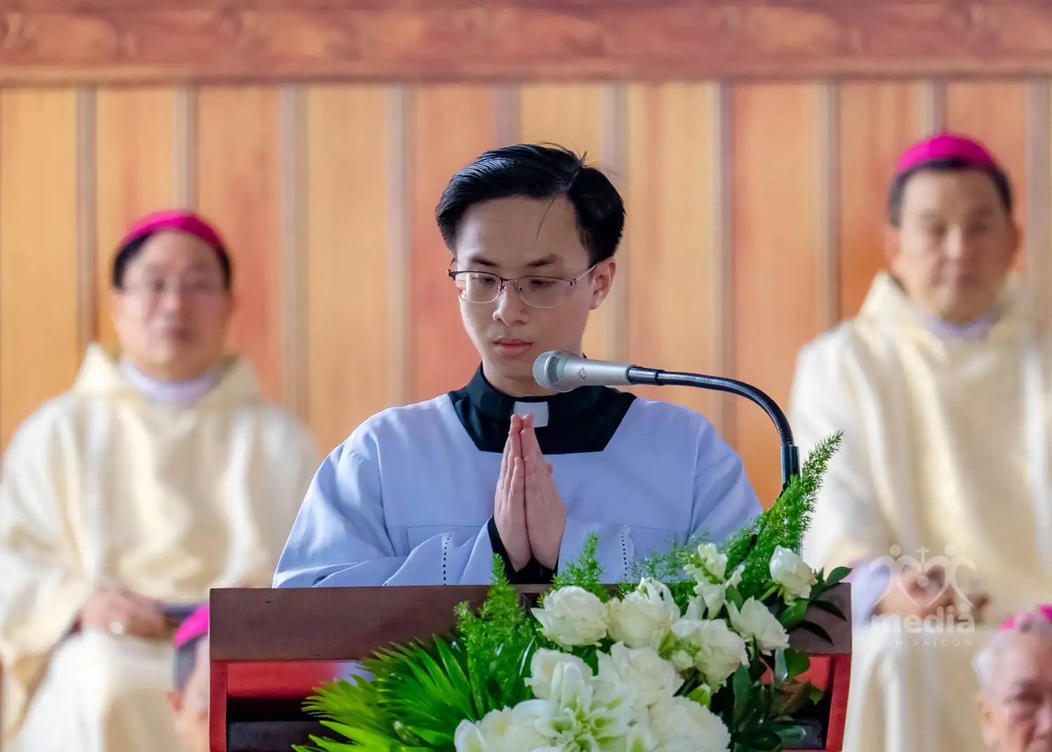 giao-xu-cat-noi Đại lễ truyền chức Giám mục - Đức cha Gioan Baotixita Nguyễn Quang Tuyến