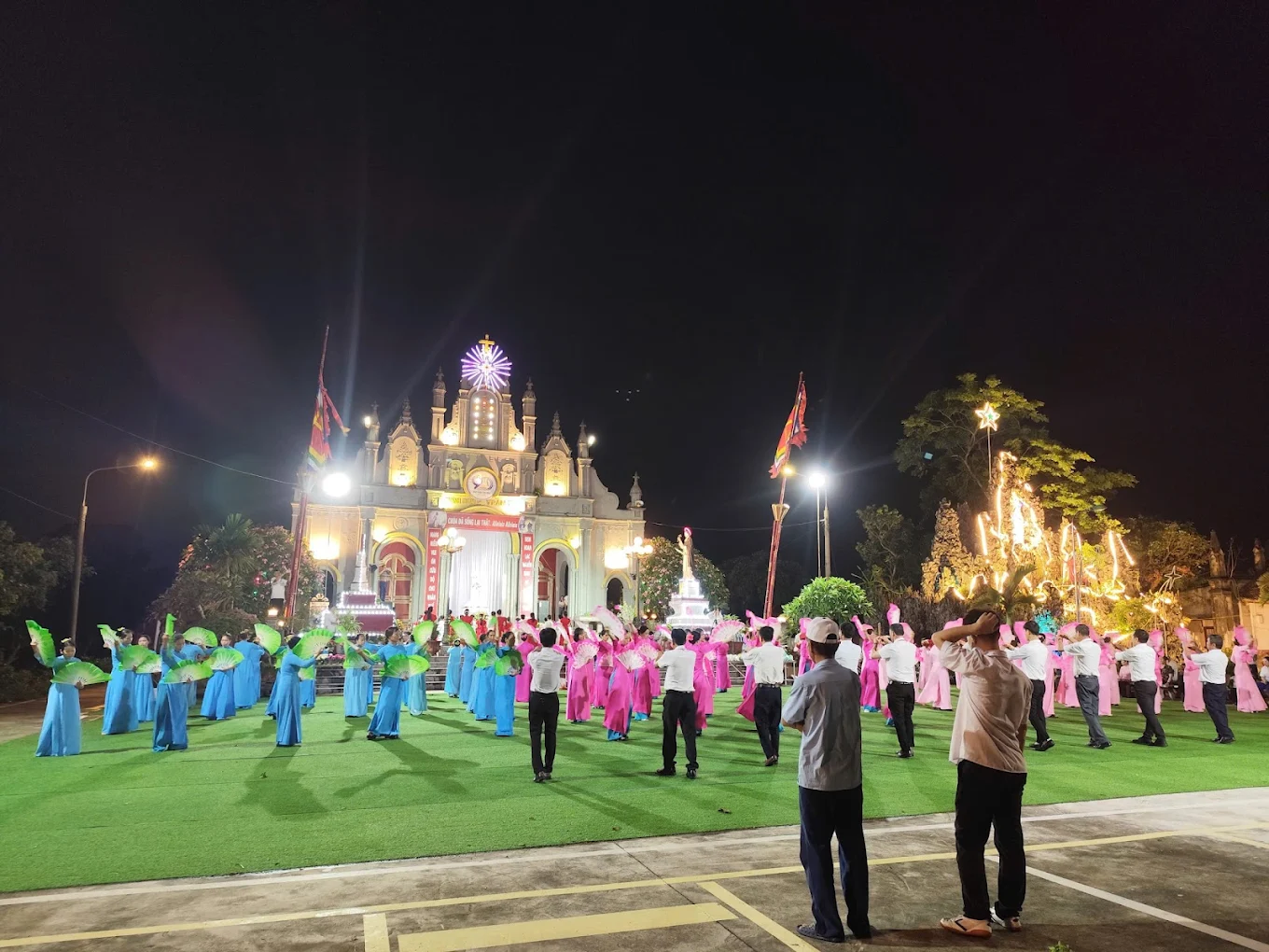 giao-xu-cat-noi Giáo xứ trần xá